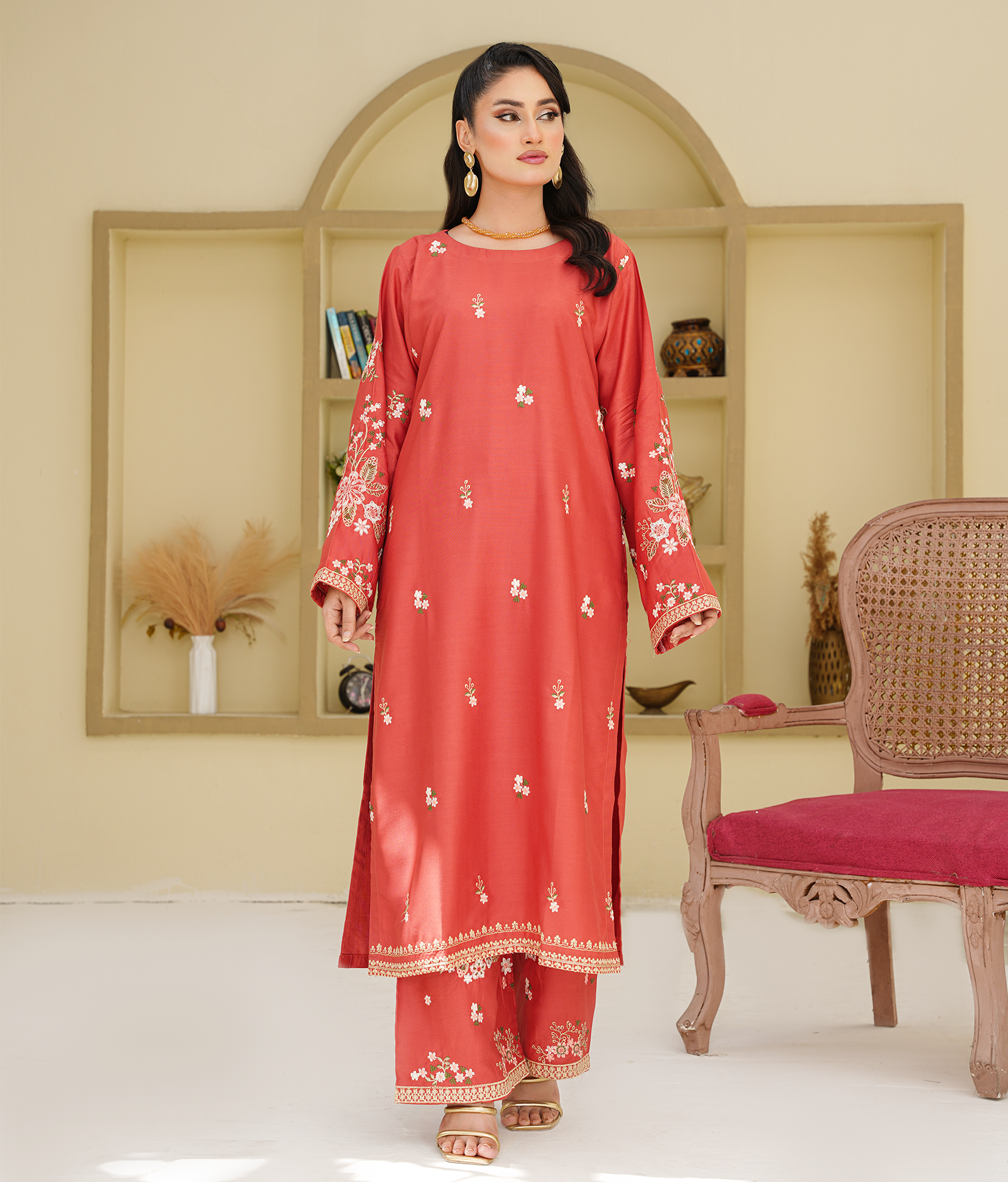 Glory – Embroidered 2-Piece