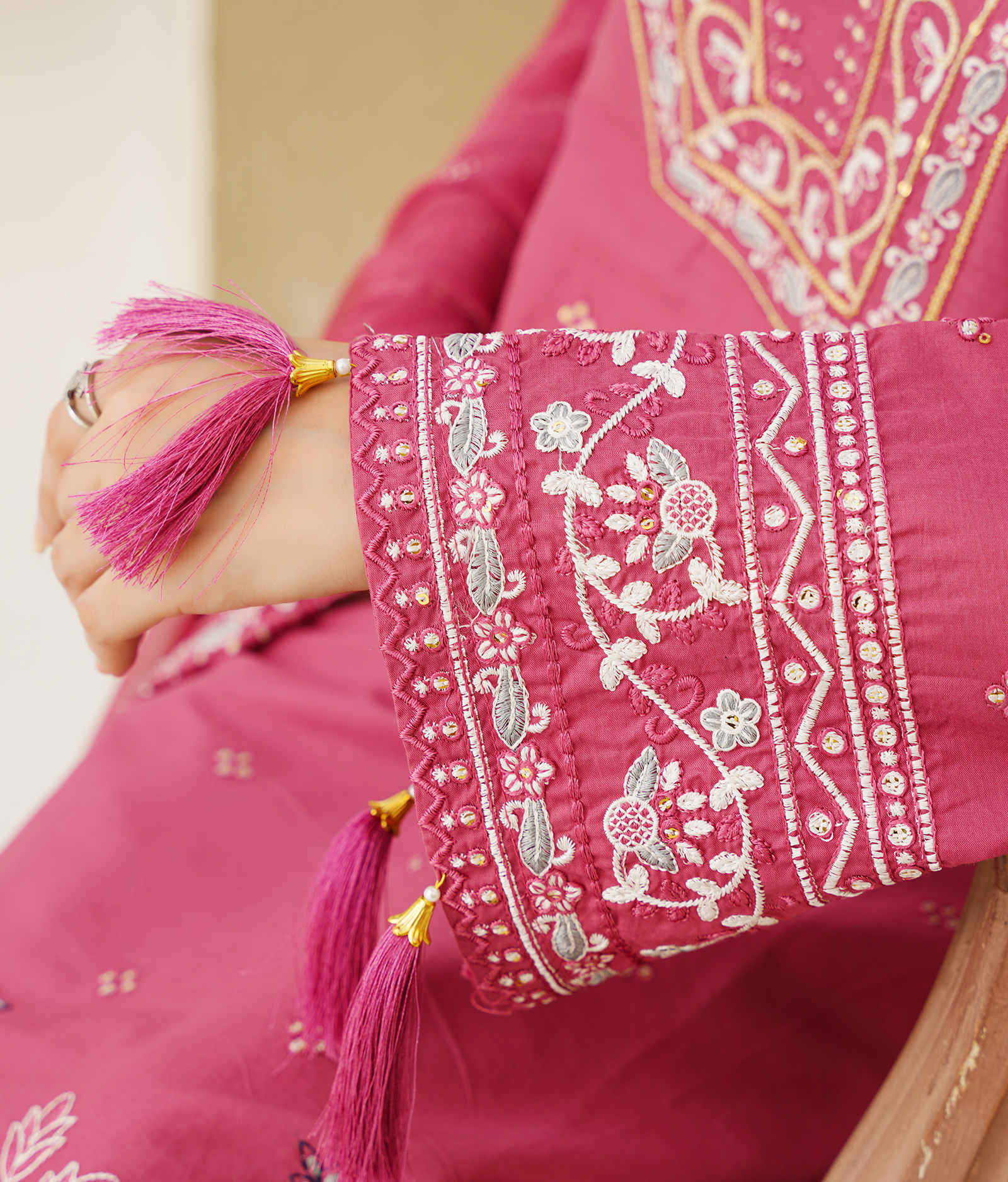 Ruby – Embroidered 3-Piece