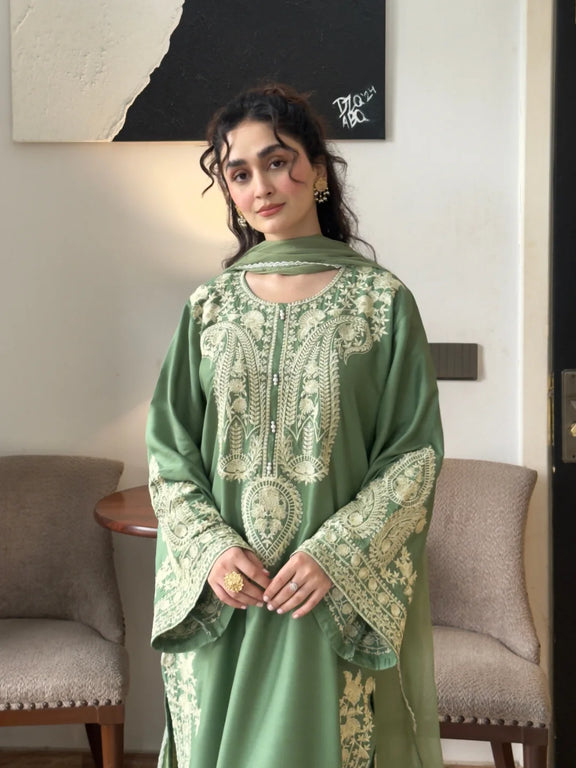 Grace Embroidered 3pc